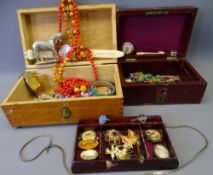 MIXED JEWELLERY, WATCHES & COLLECTABLES GROUP to include a continental white metal figure of a mule,