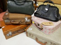 ASSORTED VINTAGE LUGGAGE including handbags, leather cases and a set of three modern vintage-style