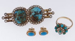 ASSORTED TURQUOISE & PEARL SET JEWELLERY comprising pair of 9ct gold earrings, 9ct gold turquoise