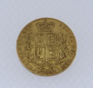 VICTORIAN GOLD SOVEREIGN, 1846, young head, shield back, 7.8gms
