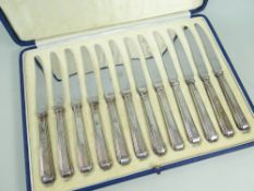 BOXED SET OF GEORGE VI SILVER HANDLED FRUIT KNIVES, SHEFFIELD 1938, MAPPIN & WEBB (12)