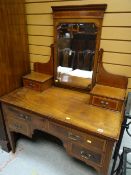 EDWARDIAN MAHOGANY & SATINWOOD CROSSBANDED DRESSING TABLE, with swing mirror, fitted four drawers,