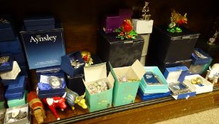 BRADFORD EXCHANGE, AYNSLEY, SILVER SEAS, SWAROVSKI & CRYSTAL ART ORNAMENTS, a good quantity,