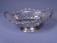 CHESTER 1908 PIERCED SILVER BONBON DISH, makers George Nathan & Ridley Hayes, 3.9 troy ozs, 16cms