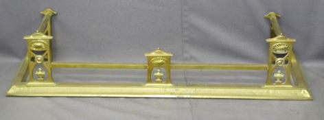 BRASS FIRE FENDER - classically designed, 30 x 134 x 34cms