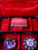VINTAGE BLACK JEWELLERY BOX & CONTENTS including a presumed gold wedding band, size Mid Q-R, marks