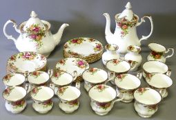 ROYAL ALBERT OLD COUNTRY ROSES TEA & COFFEE SET (1980s)