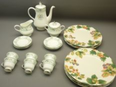 WEDGWOOD AGINCOURT 15 PIECE COFFEE SET and eight Cloverleaf country fruits plates, 27.5cm diameters