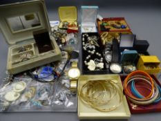 9CT GOLD & OTHER VINTAGE & LATER COSTUME JEWELLERY & WATCHES, a quantity including a 9ct stamped