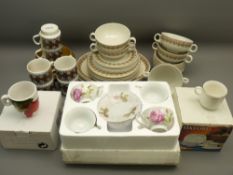 MID-CENTURY TEA & DINNERWARE, a mixed quantity by Royal Doulton and others