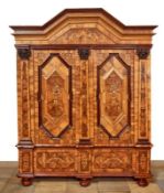 Barocker Hallenschrank