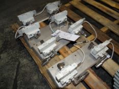 Lot of 8 SMC SV4200-5WIU-04N Solenoid Valves