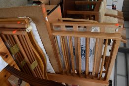 A play pen/cot bed etc