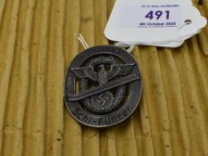 A German WW2 Polizei Schi-Fuhrer Badge, unmarked