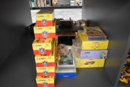 A collection of Corgi (china) Pinder and Chipperfied Circus diecasts including Scammel Highwayman