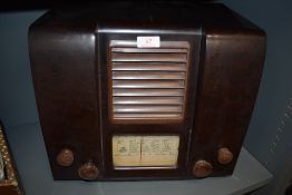 A brown early plastic Defiant radio, model M.S.H 546.