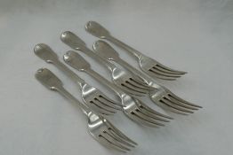 Five Georgian silver dessert forks of plain fiddle back form, London 1833,William Johnson, and a