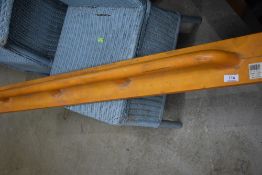 Two concreting floats