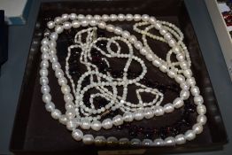 A small selection of beads including mother of pearl, Honora baroque pearls, amethyst style tear