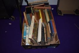 A selection of vintage volumes and literature including Gerald Durrell interest