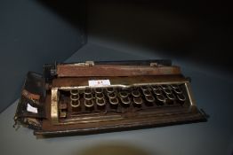 An early portable typwriter