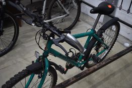 A Raleigh Avalanche rigid frame mountain bike