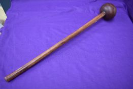 A African possibly Zulu wooden knobkerrie, total length approx 62cm