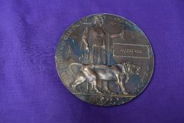 A Bronze WW1 Memorial Plaque, named for Albert Gill