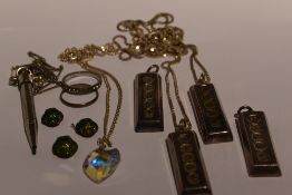 A small selection of HM silver and white metal including four Silver Jubilee ingots with oversized