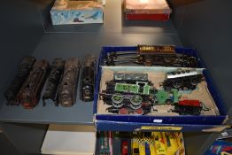 A Hornby 0 gauge No 201 Tank Goods part set, comprising 0-4-0 clockwork loco & tender, two wagons,