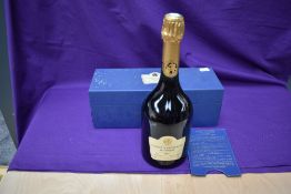 A Bottle of Tattinger Comtes De Champagne 1995, 750ml, 12% vol, in display box