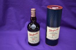A bottle of Glenfarclas Highland Single Malt Scotch Whisky, 25 Year Old, 70cl, 43% vol, in card