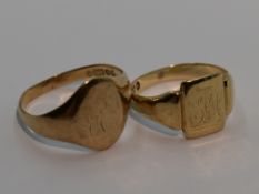 Two 9ct gold signet rings bearing worn monograms, size P & S, sizes P & S and approx 7.3g