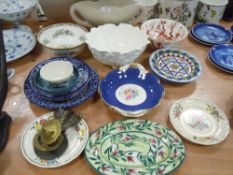 A selection of ceramics including Coalport bowls and Italian ceramics