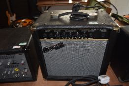 A Cruiser practice bass amplifier, CR-25B