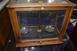 A cased set of Griffin and Tatlock lab scales