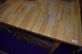 A modern beech extending dining table, closed dimension approx. 157 x 100cm