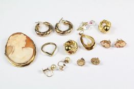 Miscellaneous 9ct Yellow Gold Stud Earrings