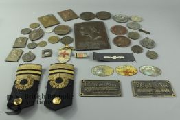 Box of 19th and 20th Century Bronze Medallions