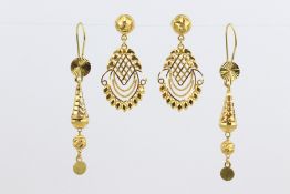 Pair of 18ct+ Gold Earrings