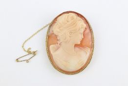 9ct Gold Shell Cameo Brooch