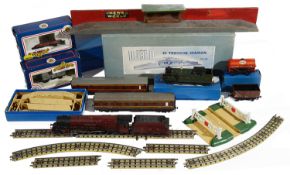 A selection of Hornby-Dublo OO Gauge to include locomotives, carriages, rolling stock, accessories