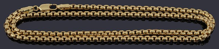 An Italian gold barrel shaped belcher chain necklace