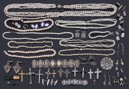 A collection of gemstone and pearl jewellery