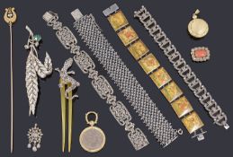 A collection of costume jewellery