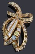 A beautiful Italian gold coloured diamond spray brooch