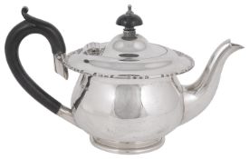 A George V silver bachelors teapot