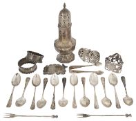 A mixed lot of silver and silver plated items