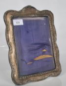An early 20th Century Edwardian silver hallmarked photo / picture frame of rectangular form having