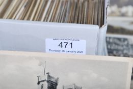 Postcards - Shoebox with approx 1,200 international vintage views, street scenes etc. All standard